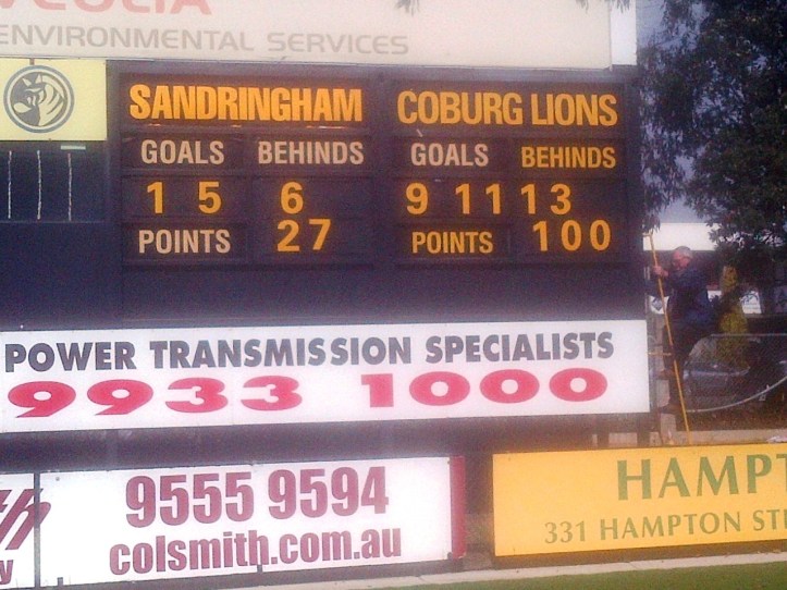 Victoria (Sandringham) versus Irelanbd (Coburg Lions). International Rules practice match.