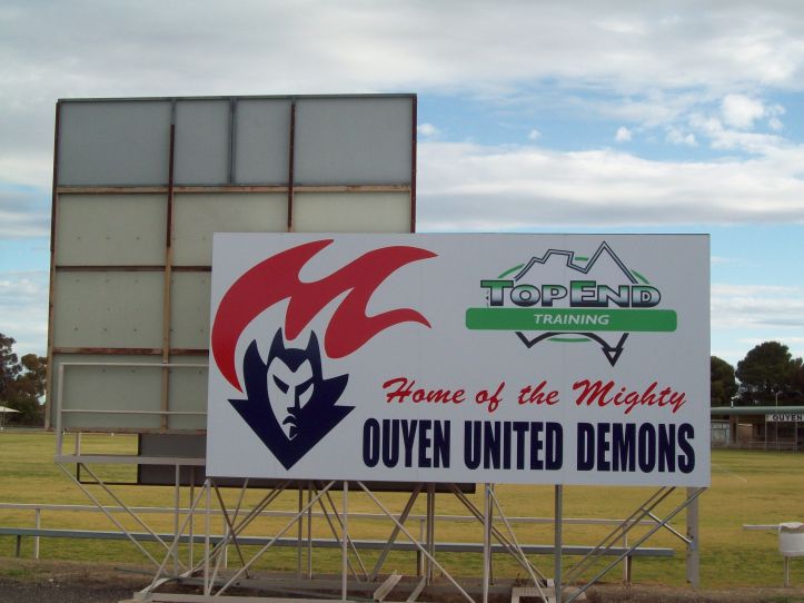 Ouyen back 2015 back