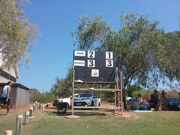 https://scoreboardpressure.com/2016/05/10/broome-haynes-oval-western-australia/
