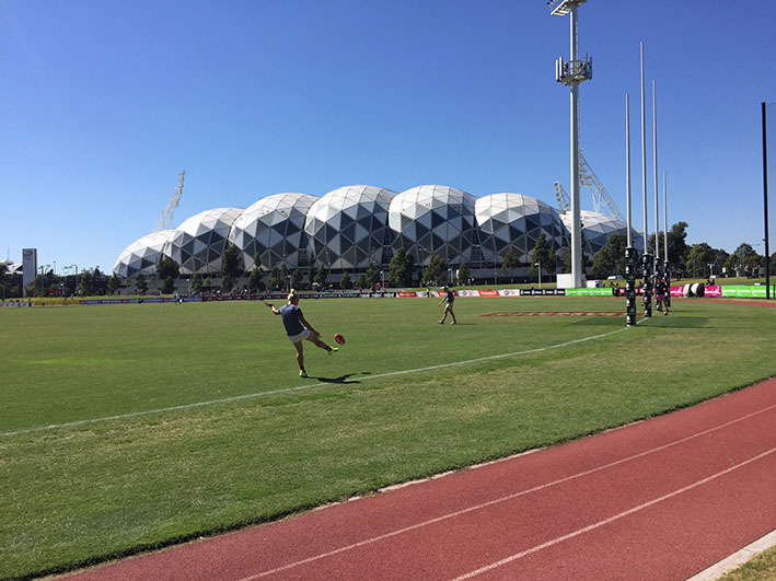 OlympicParksmallkick